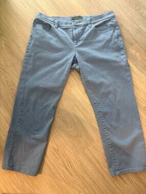 Lauren Jeans Co, Ice Blue Cropped Straight Jeans Size 14